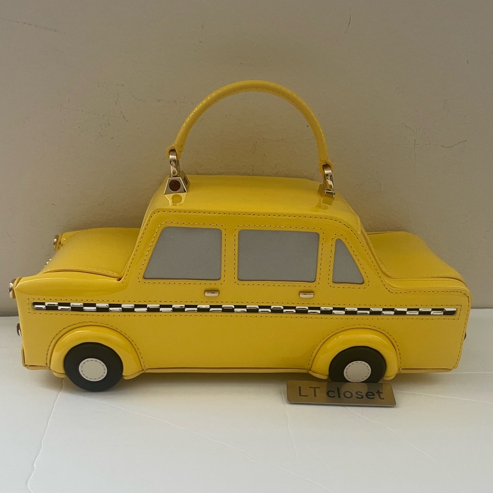 Last one!♠️Kate Spade New York NYC 3D Big Apple Kate’s Taxi Crossbody Bag - Picture 4 of 12